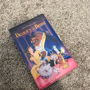 Oh My Disney! EUC Beauty & the Beast VHS Clutch